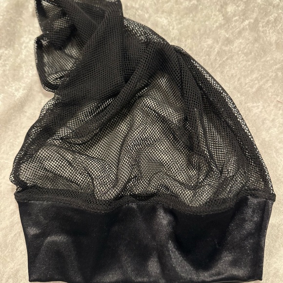 Smoothee Kapp™️. Mesh Head Garment. Protects Clothes From Make-Up Stains. - Picture 9 of 9